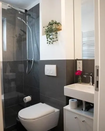 Apartment Zentrale Im Szeneviertel 2,5km Bis Zur Koe