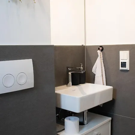 Zentrale Im Szeneviertel 2,5km Bis Zur Koe Apartment
